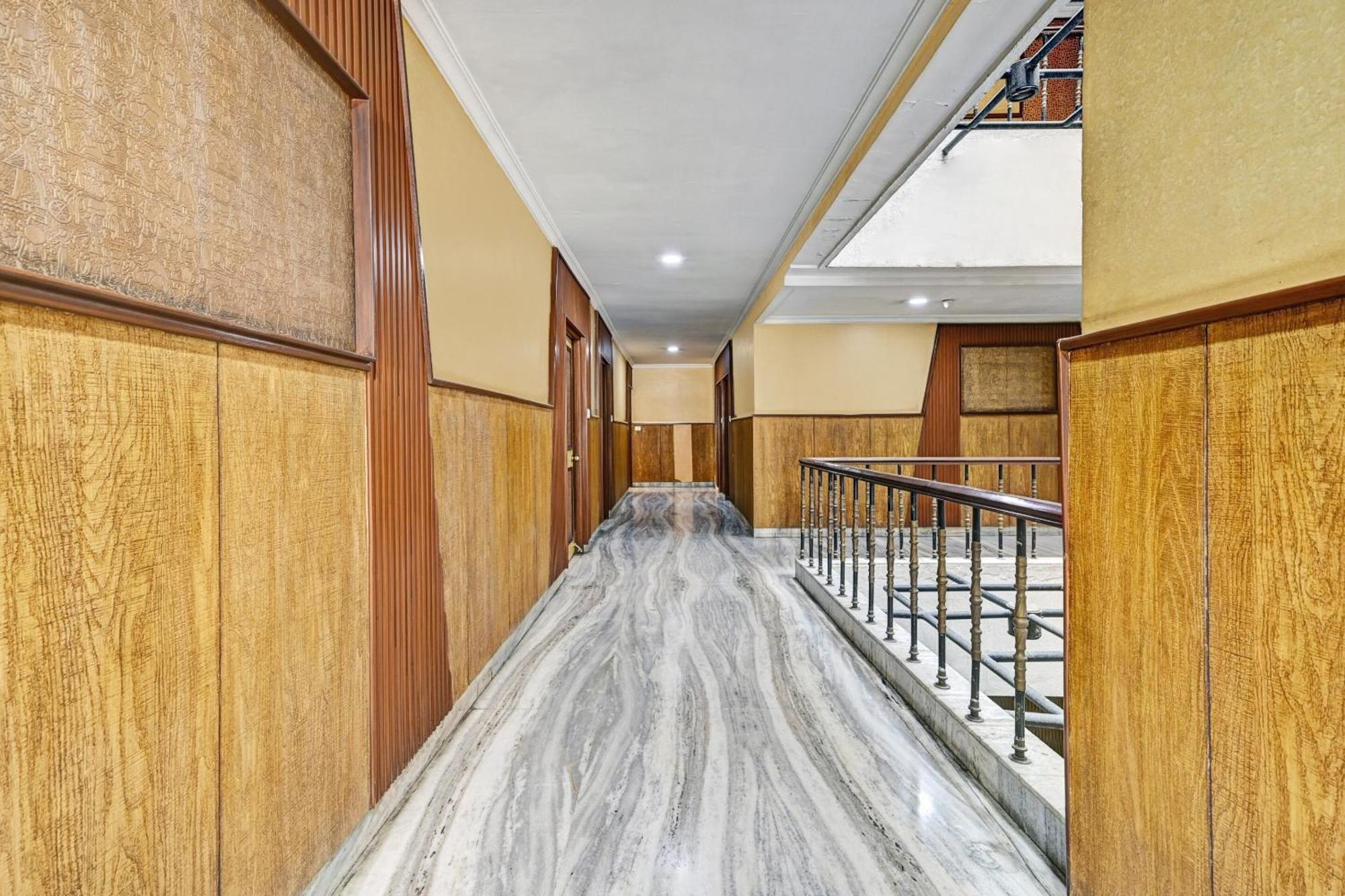 Super Townhouse Oak Hotel Belsons Taj Mahal Secundurabad Exterior foto