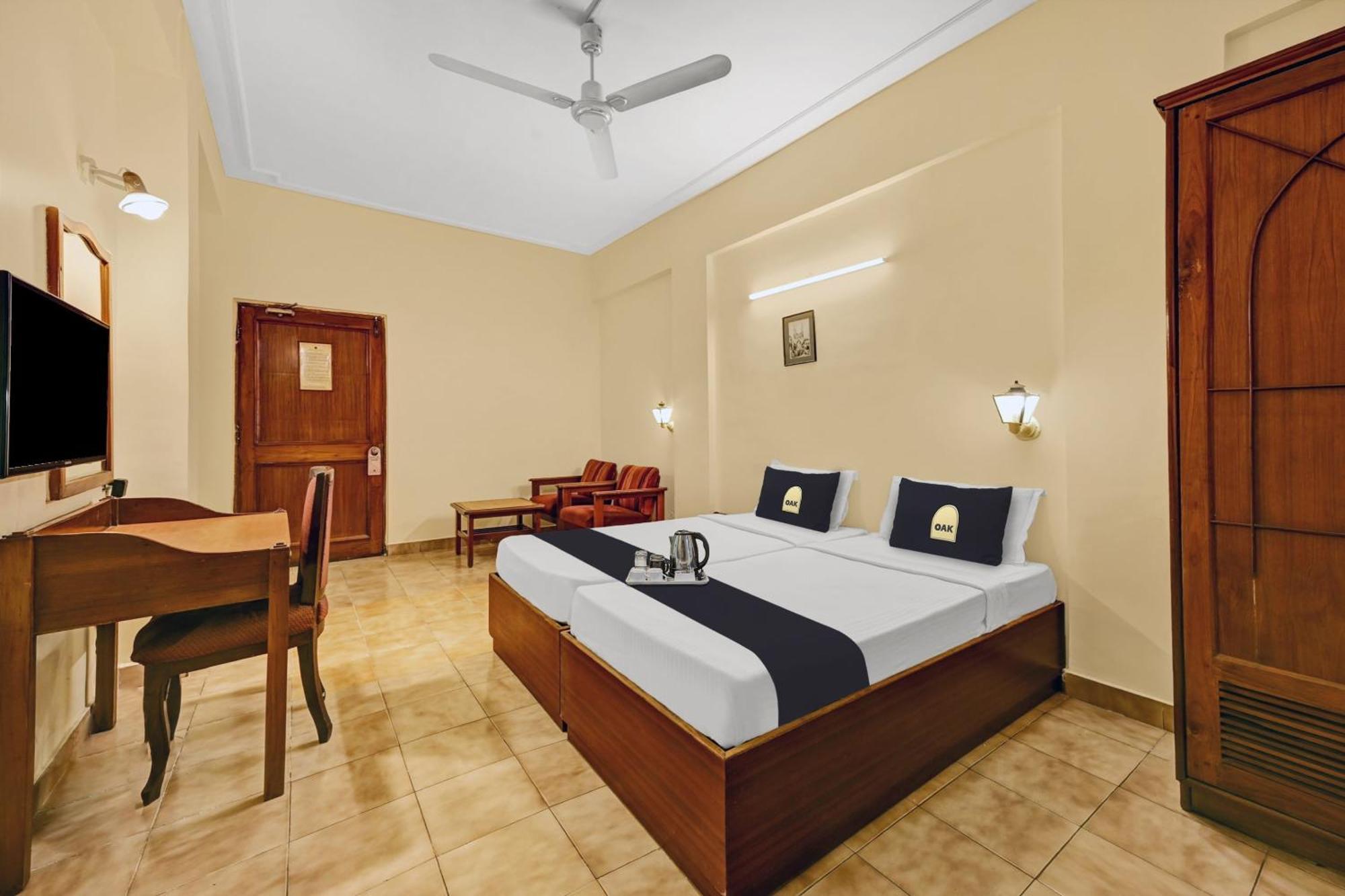 Super Townhouse Oak Hotel Belsons Taj Mahal Secundurabad Exterior foto